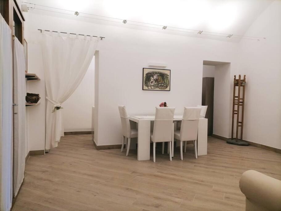 Molo 7 - Antesitum - Classic, Modern And Cozy Малграте Екстериор снимка